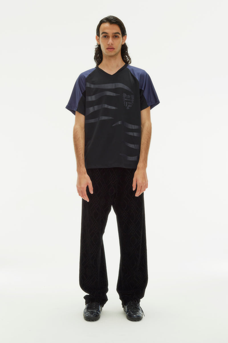 HERALDIC FLAMES FOOTBALL BLACK T-SHIRT