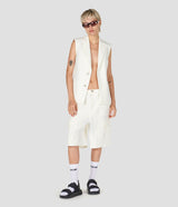 WHITE SLEEVELESS SHARPLY TAILORED JACKET